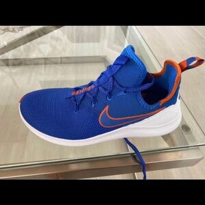 NEW Women’s Florida Gator Nikes